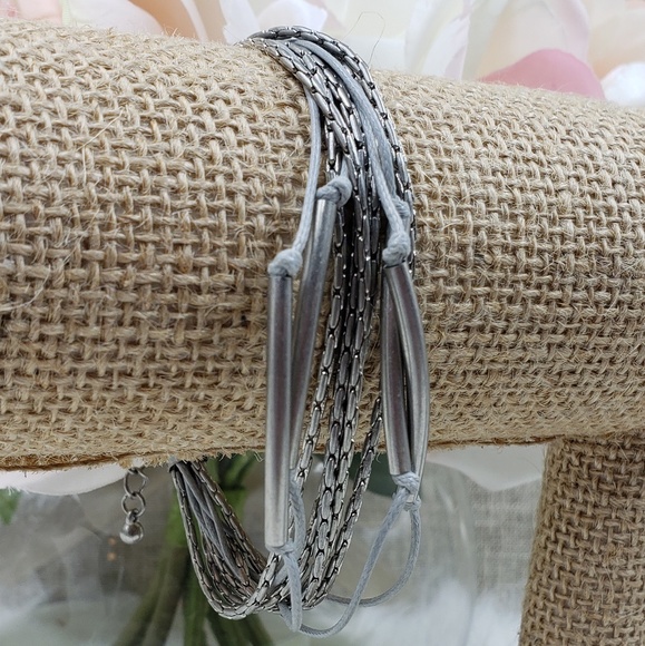 NWOT🆒️INC Silver Tone & Gray Multi Row Bracelet - Picture 6 of 8